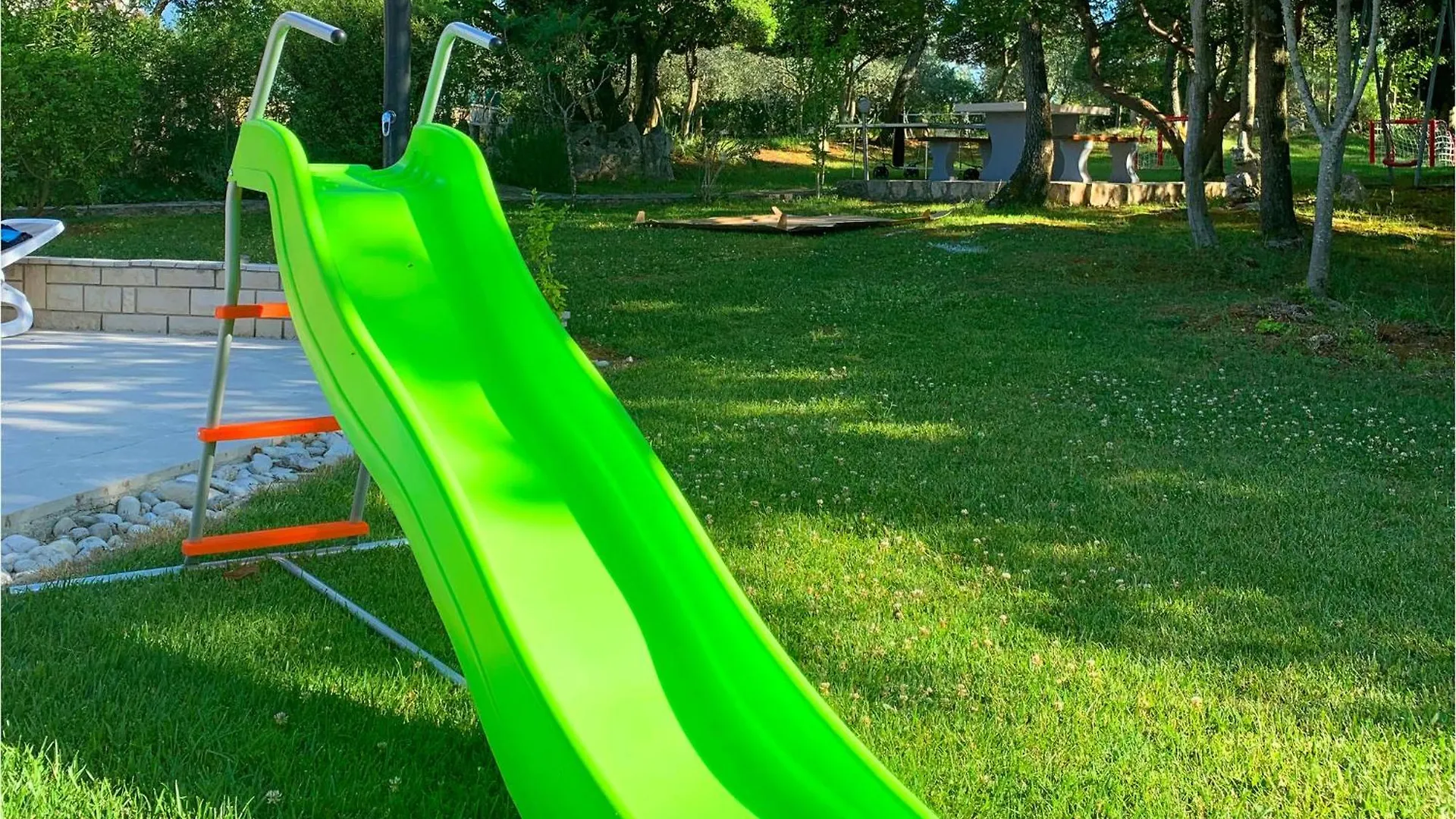 Holiday home 2 Bedroom Stunning Home In Pavicini Veliki Vareski