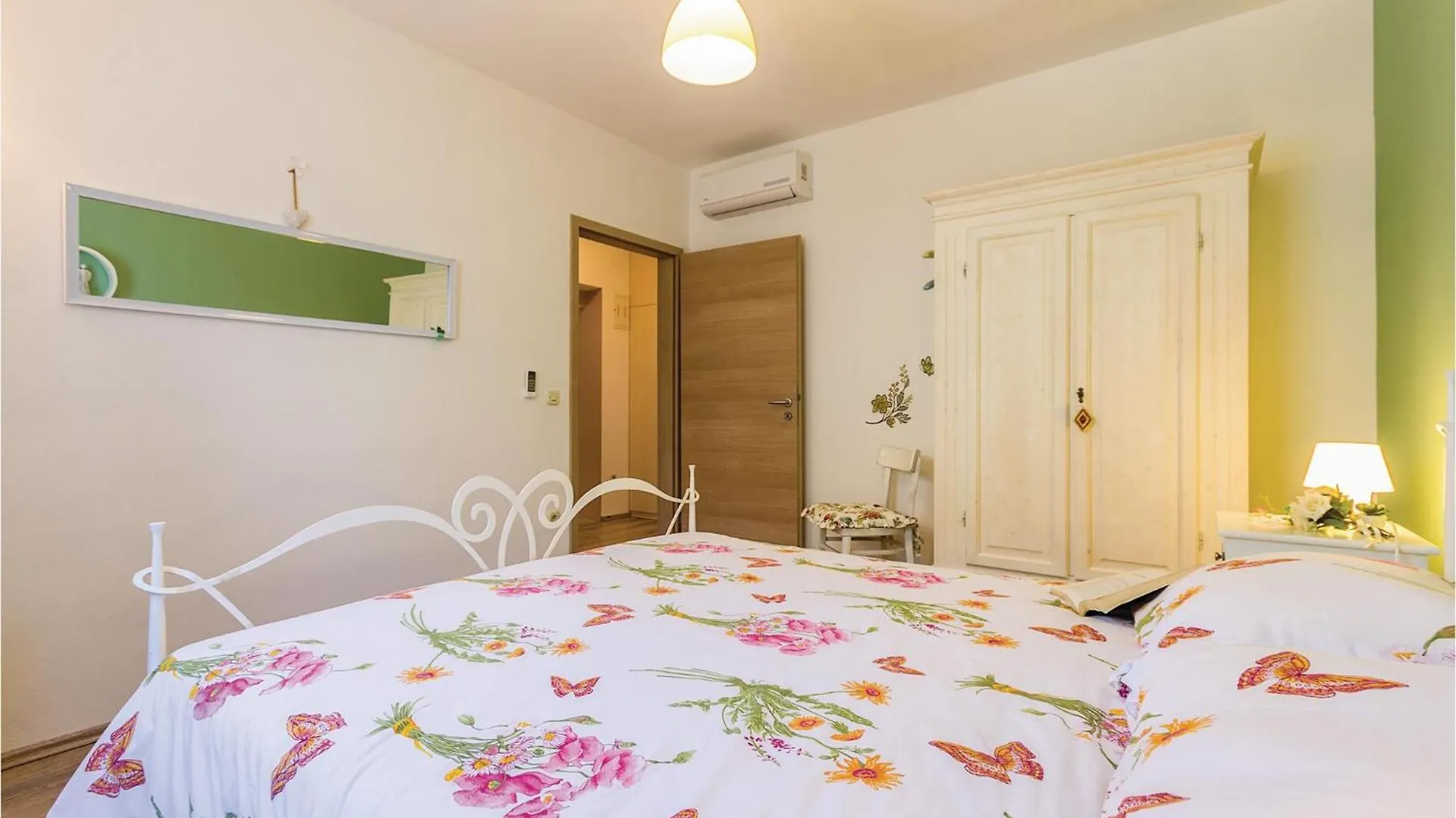 Holiday home 2 Bedroom Stunning Home In Pavicini Veliki Vareski Croatia